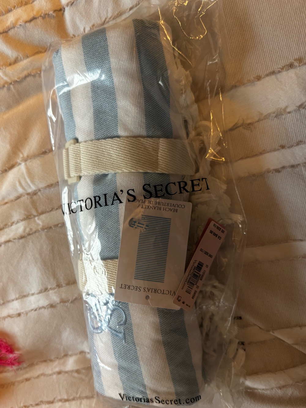 Victoria’s Secret Blue White Striped Beach Blanket NWT w/ Carry Strap